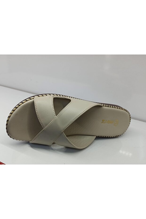 Anatomik El Işçilikli Terlik - 2