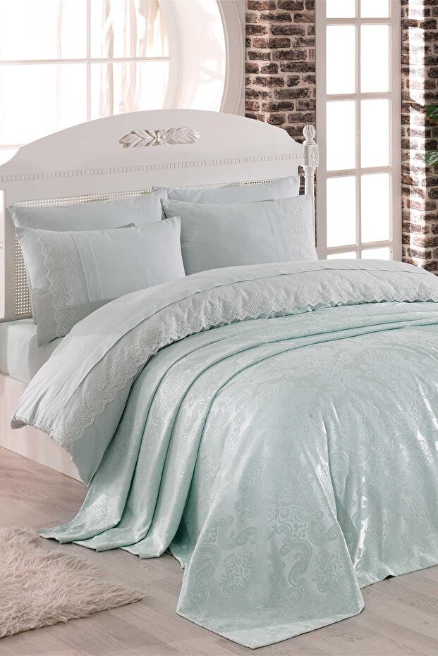 Vera Nile Green Double Bedspread