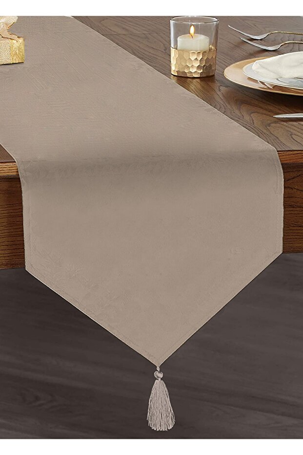 Mink Digital Printed Tasseled Chenille Triangle Runner
