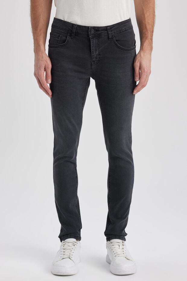 Carlo Skinny Fit Extra Slim Fit Normal Waist Extra Narrow Leg Jean Trousers