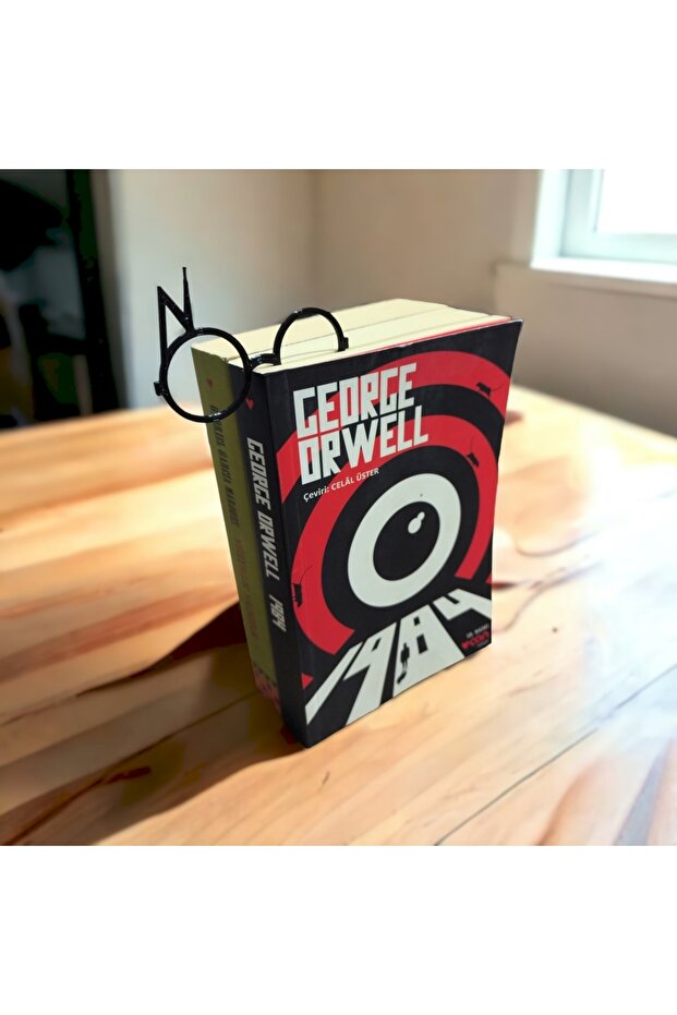 علامة مرجعية بتصميم هاري بوتر - 3