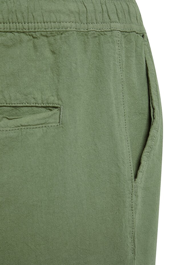 Haki Loose Fit Pamuklu Bağcıklı Şort TMNSS23SR00056 - 6
