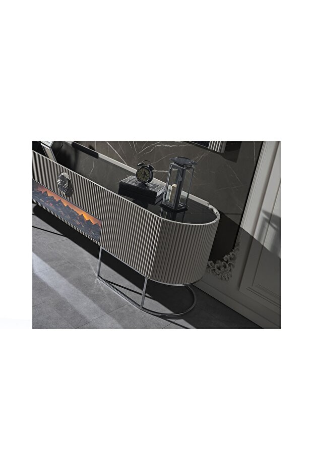 Guccix Tv Ünitesi - 4