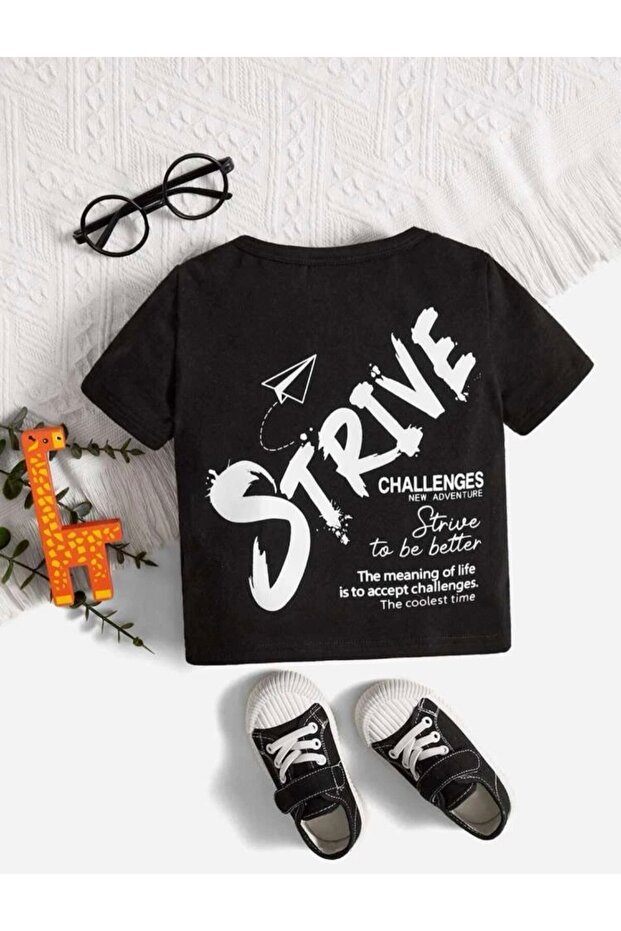 تي شيرت للأطفال كبير الحجم مطبوع من الأمام والخلف من Strive Challenges