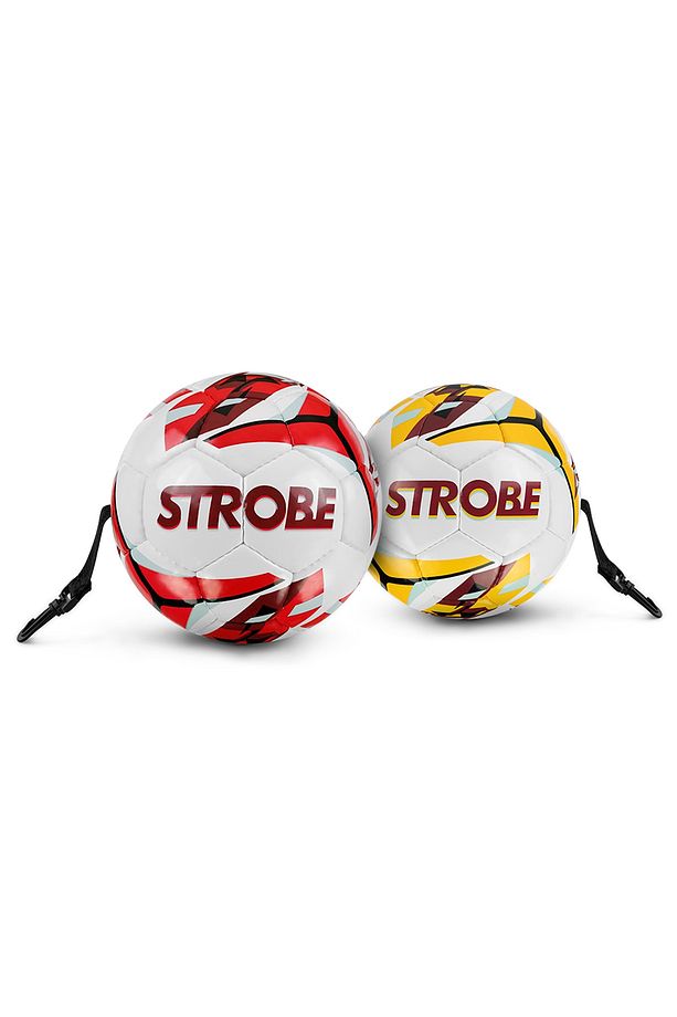 Strobe 4 No Sarkaç Futbol Topu - 4