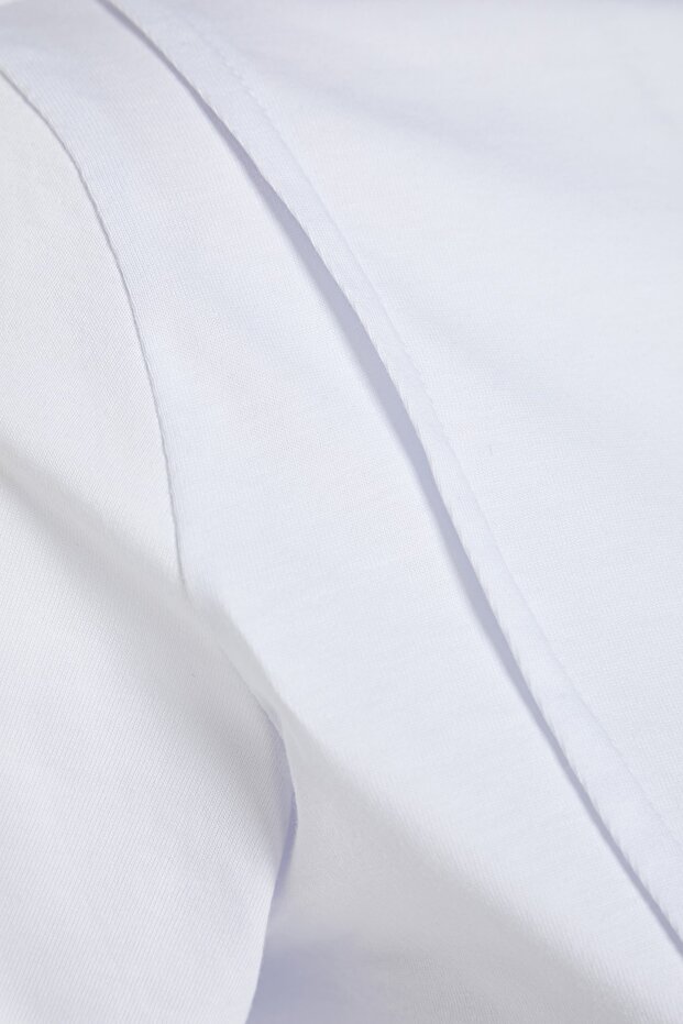 Beyaz Regular Bisiklet Yaka Dikiş Detaylı %100 Pamuk Örme Crop Büyük Beden T-Shirt TBBSS23BF00037 - 6
