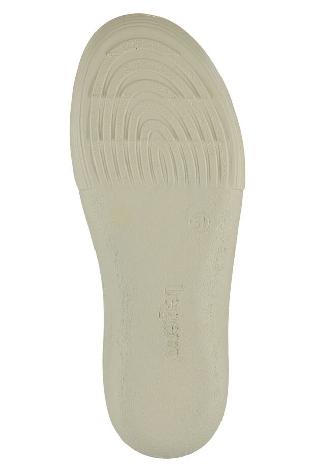 Παπουτσιών - 7