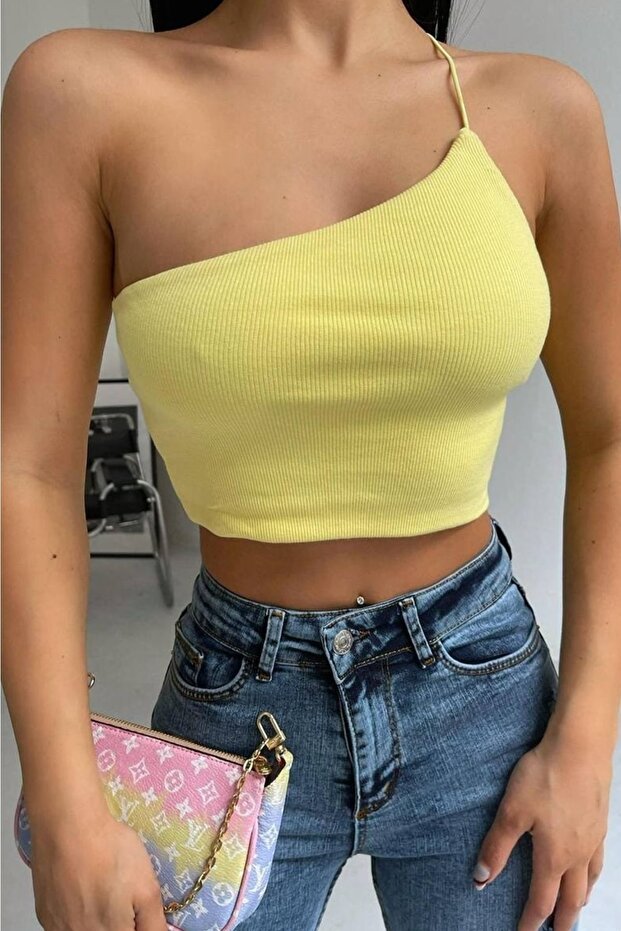 Kadın Sarı Tek Askılı Asimetrik Kesim Crop Bluz 11510 - 7
