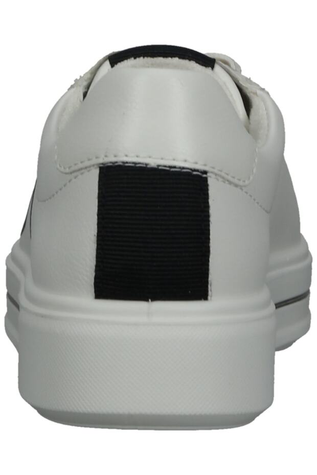 adidași - 5