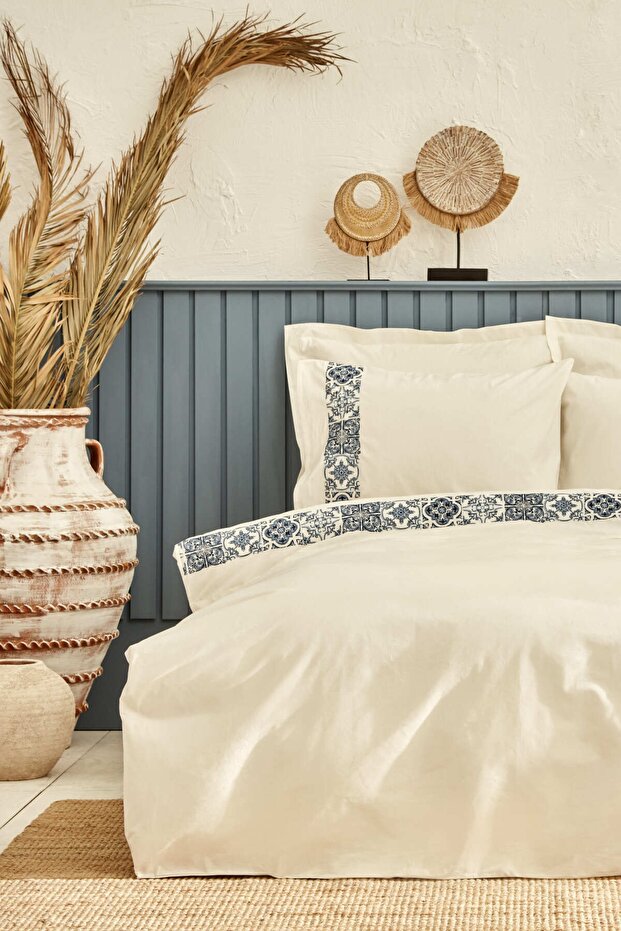 Mosaic 100% Cotton Double Embroidered Duvet Cover Set White