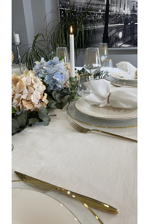 Linen Textured White Tablecloth - 7