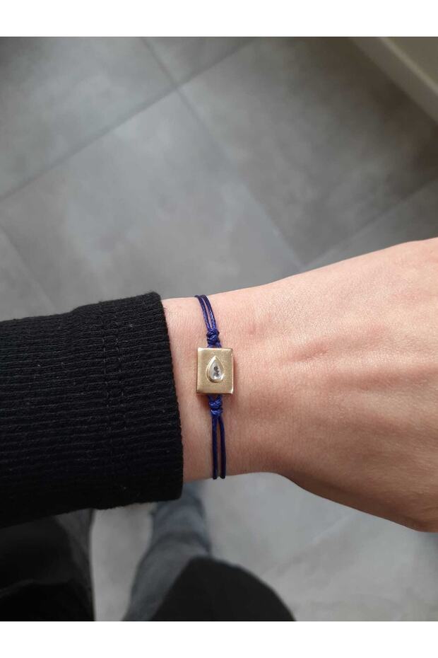 سوار برونزي مستطيل من الحجر الأبيض - 3