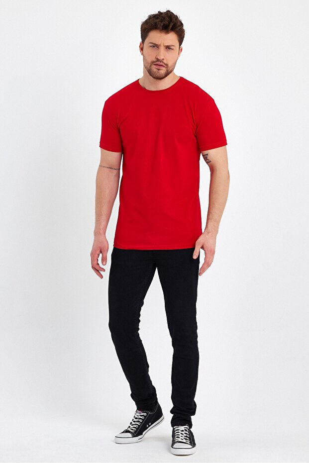 تي شيرت رجالي أساسي باللون الأحمر برقبة دائرية - 2