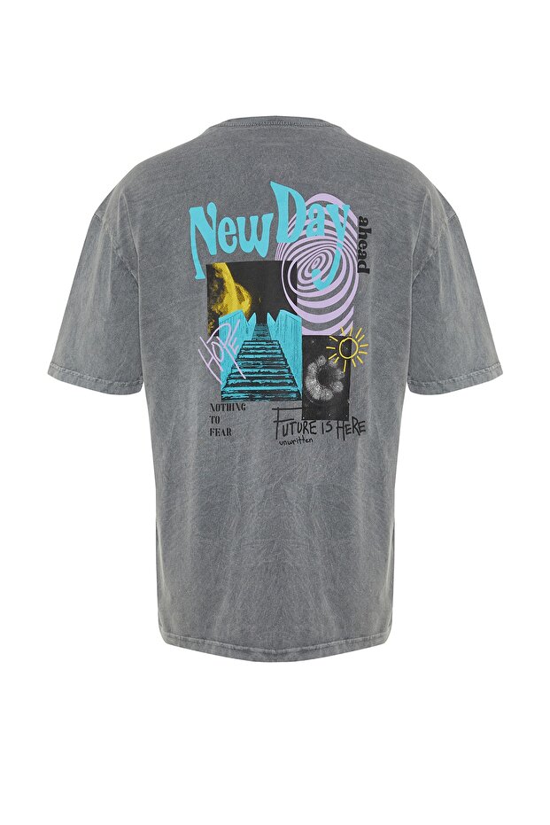 Antrasit Oversize/Geniş Kesim Bisiklet Yaka Kısa Kollu Asit Yıkamalı Baskılı T-Shirt TMNSS22TS0838 - 6
