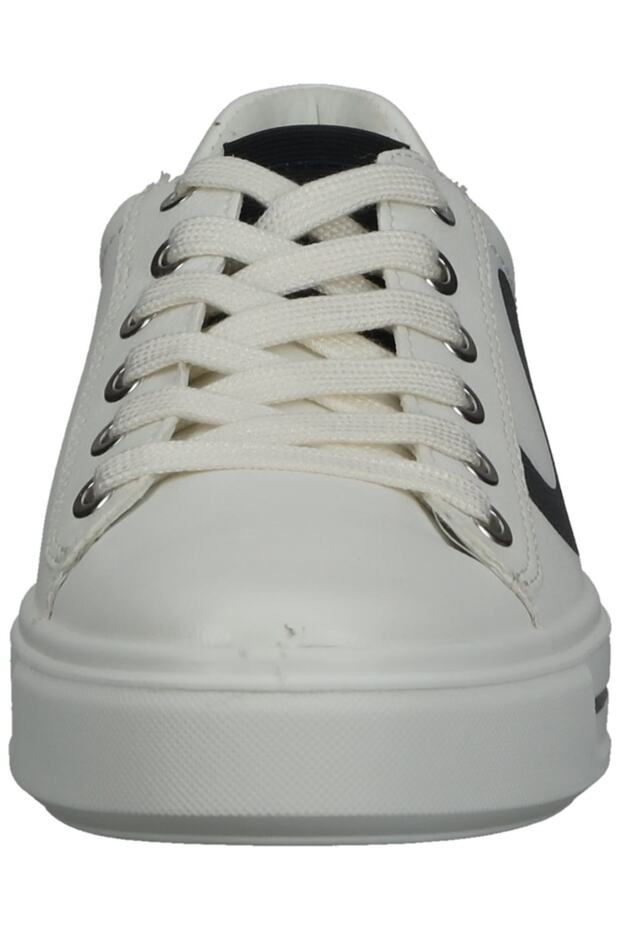 adidași - 4