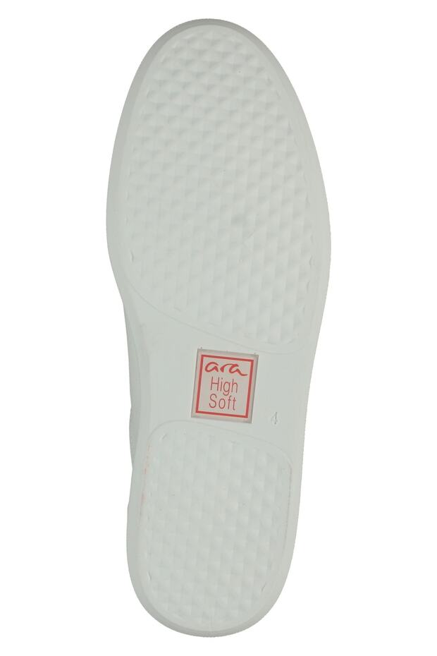 adidași - 7