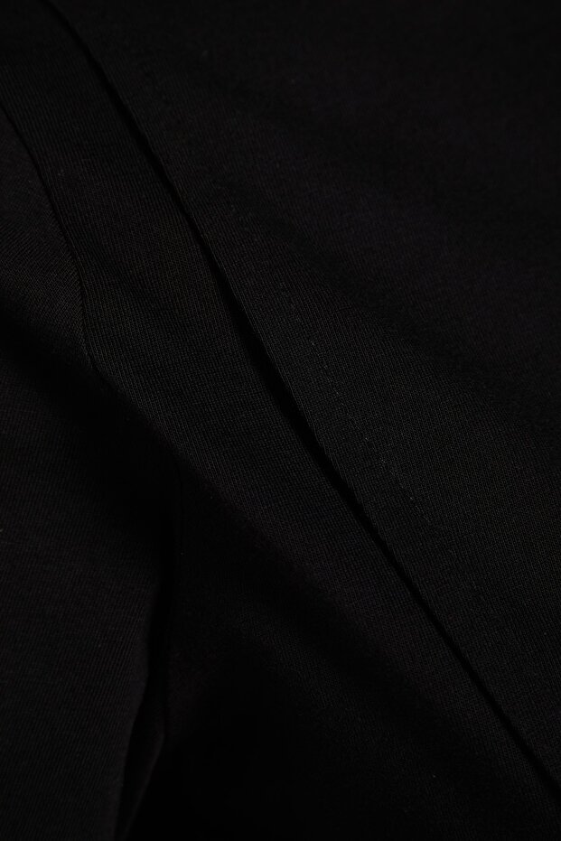 Siyah Bisiklet Yaka Dikiş Detaylı %100 Pamuk Örme Crop T-Shirt TBBSS23BF00037 - 7