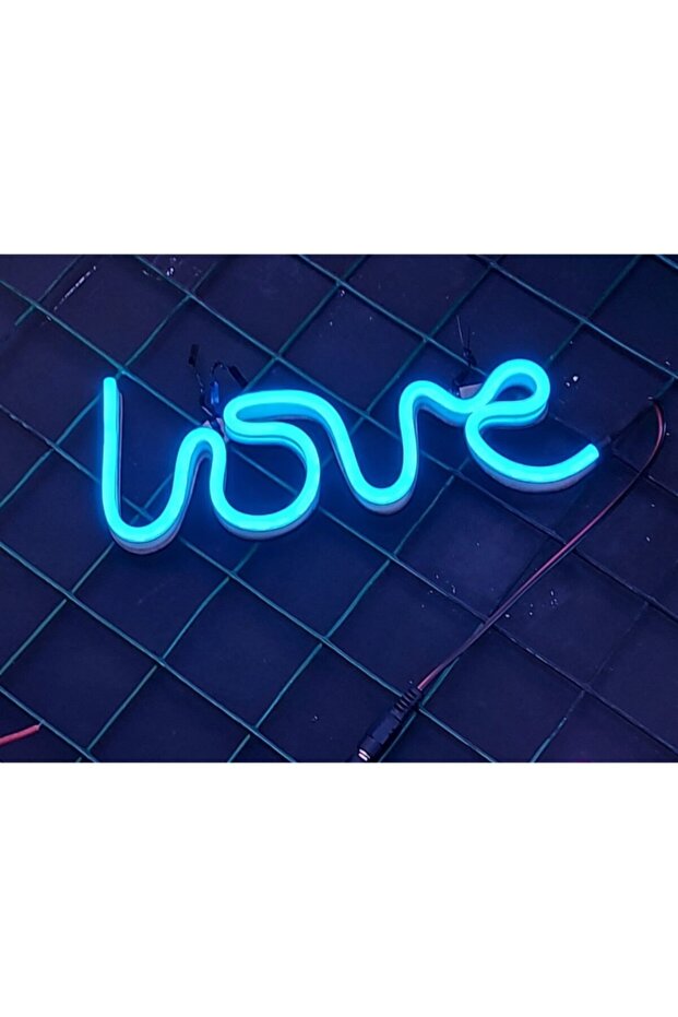 Neon Love Yazısı