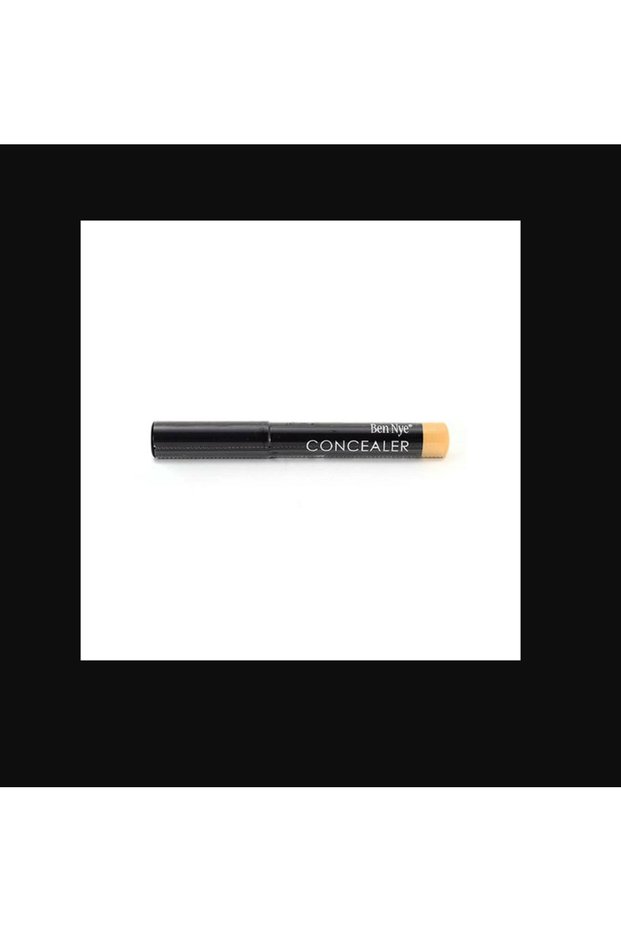 Red 2 Concealer