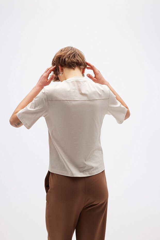 Cep Detaylı Basic Taş T-shirt - 4