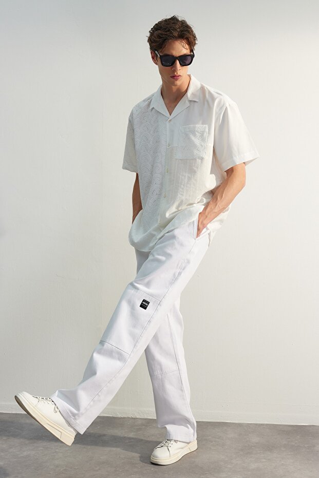 Beyaz Loose Fit Etiket Detaylı Pantolon TMNSS23PL00038 - 1