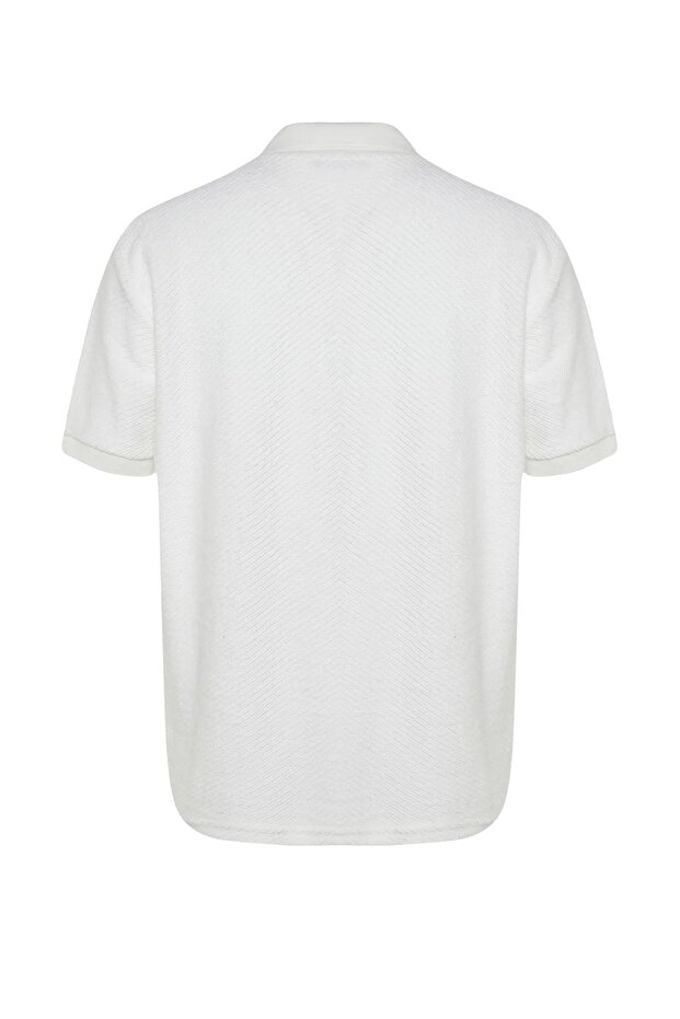 Biała koszulka z krótkim rękawem, grubą tkaniną i guzikami oraz kołnierzykiem polo TMNSS23PO00018 - 9