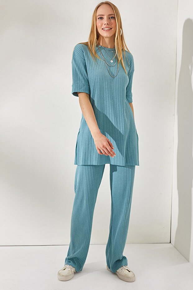Women's Mint Green Short-Sleeve Stretch Fabric Top and Bottom Set TKM-19000191