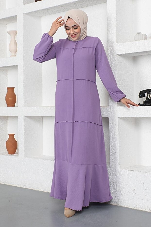 LILA Model Dress - Stitching Detail