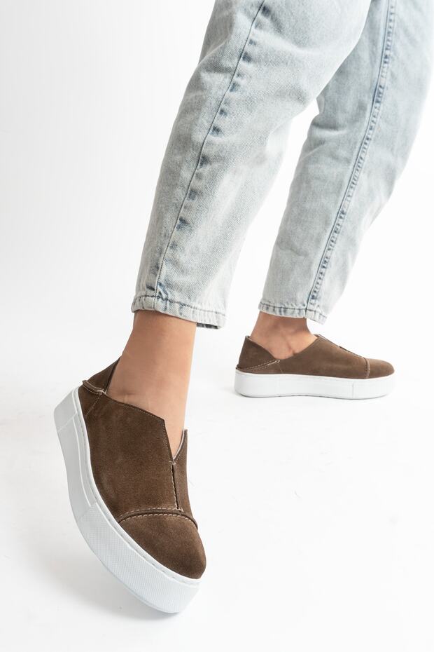 Women's Genuine Leather Casual Sneakers 2061