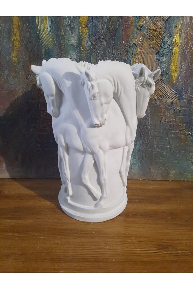 Dekoratif Atlı Vazo - 1