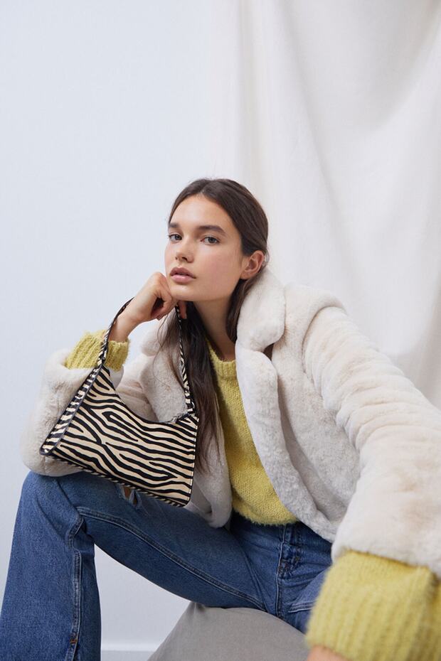 İnek Desenli Kol Çantası - 5