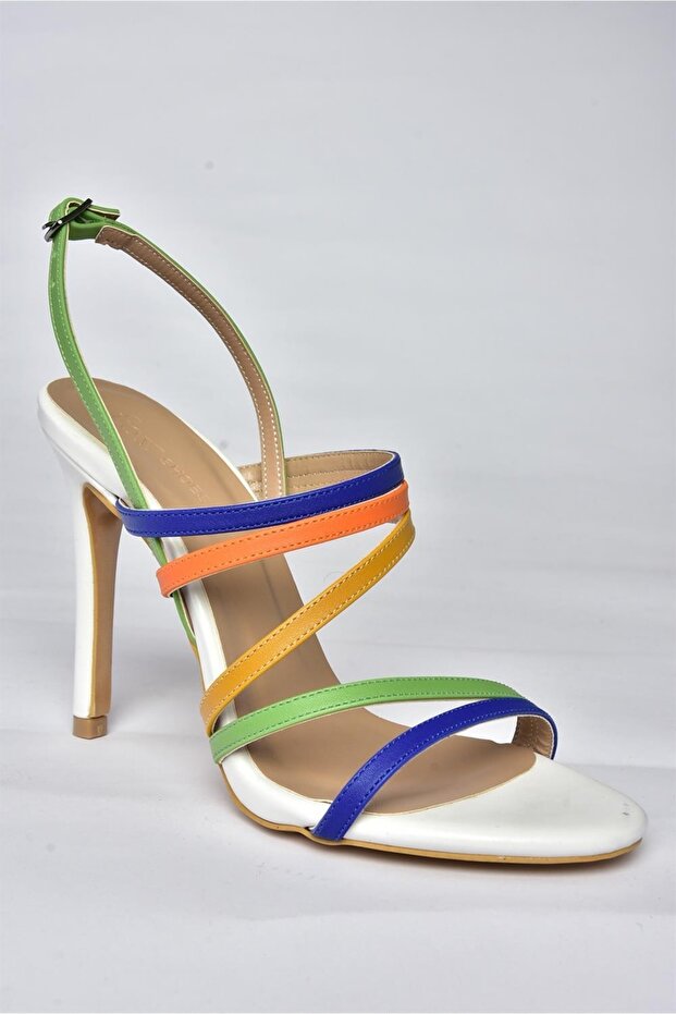 P404940009 Fehér vékony sarkú női estélyi cipő - 4