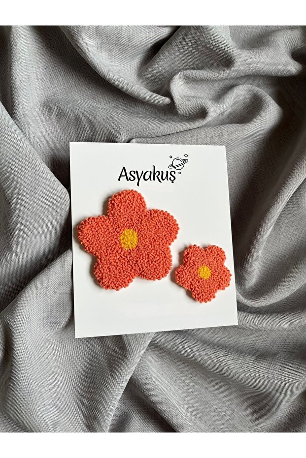 Efsarstudio Handmade Pomegranate Flower Daisy Mother Daughter Punch Embroidery Buckle
