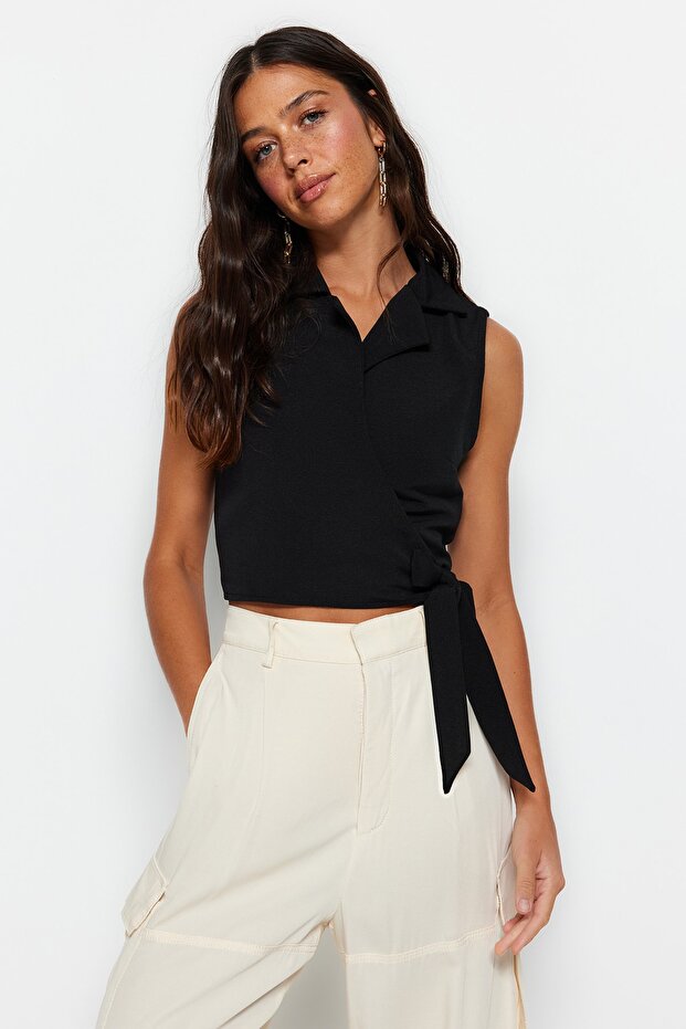 Siyah Bağlamalı Crop Dokuma Keten Görünümlü Bluz TWOSS23BZ00550 - 6