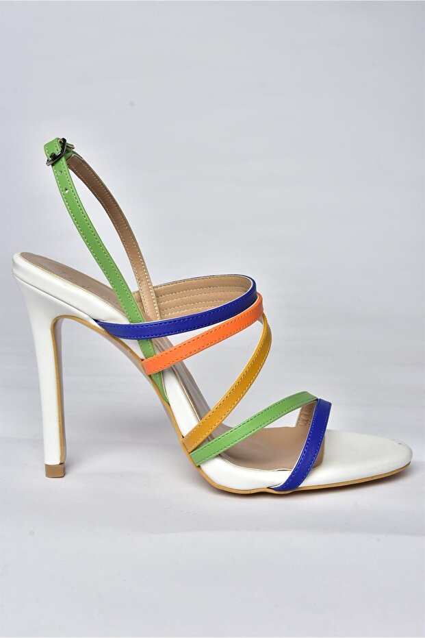 P404940009 Fehér vékony sarkú női estélyi cipő - 5