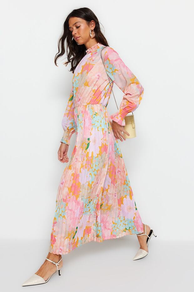 Różowa, wielokolorowa spódnica, plisowana, tkana sukienka w kwiaty TCTAW23EB00260 - 2