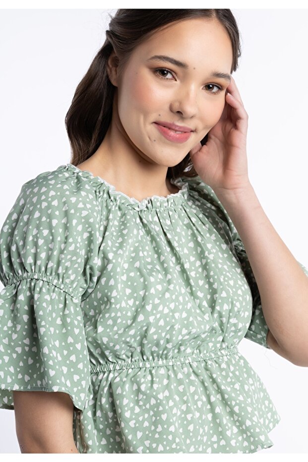 Bluse mit Herzchenprint - 4