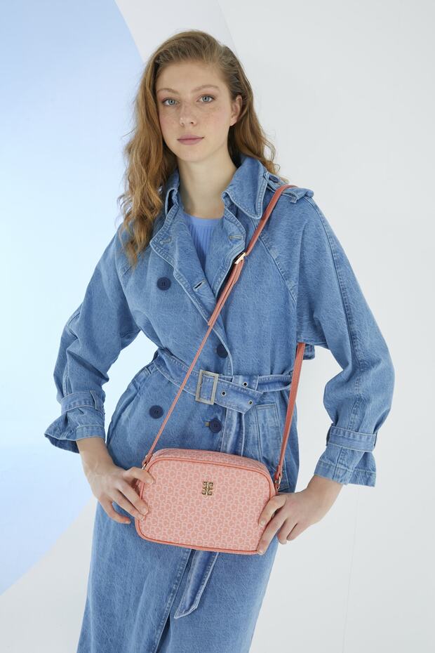 Coral Small Alphabet Women's Shoulder Bag 05Po22Y1538