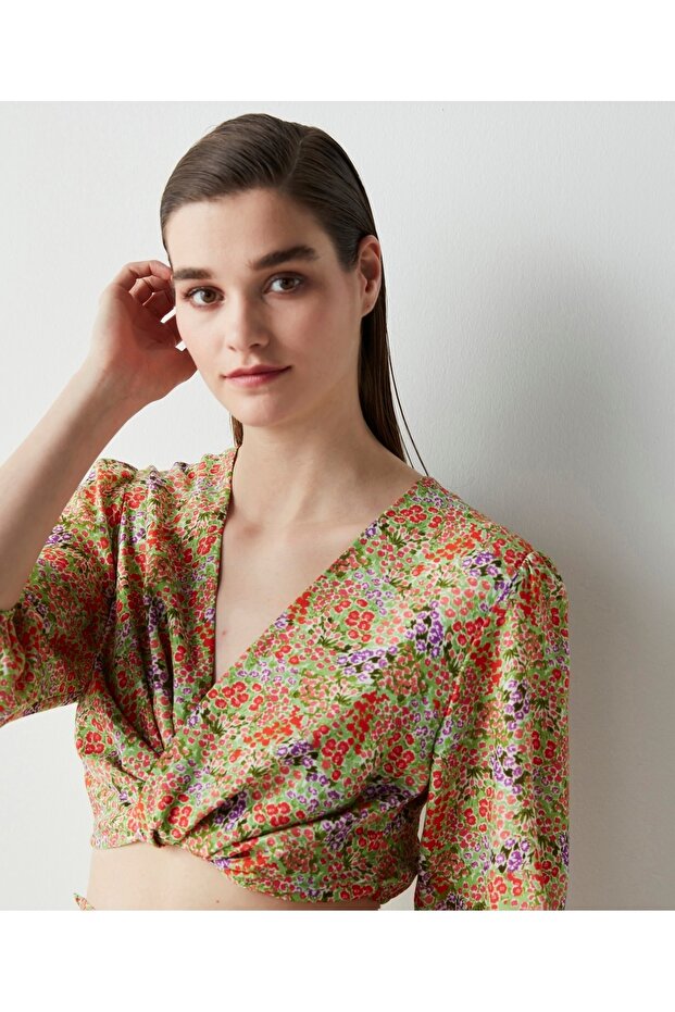 بلوزة نمط زهرة - 1