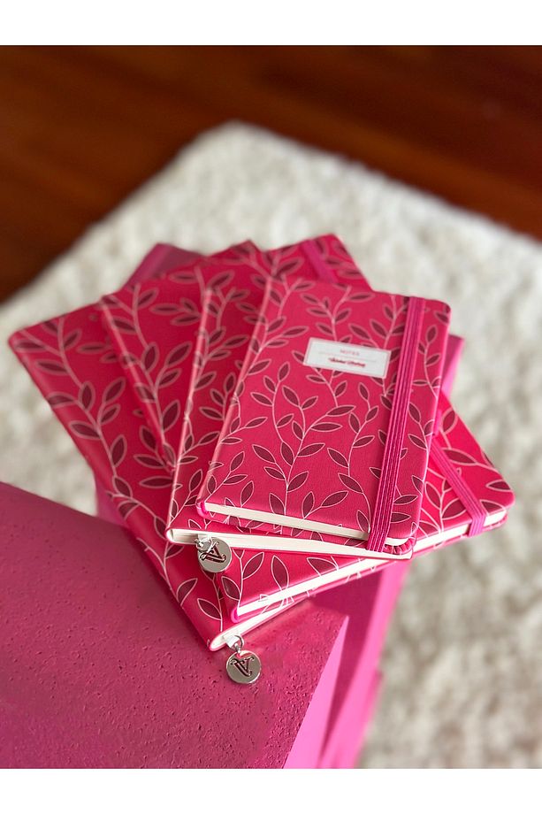 Venzi Art Sert Kapak Vegan Deri 192 Sayfa A5 80gr. Noktalı Defter - 4