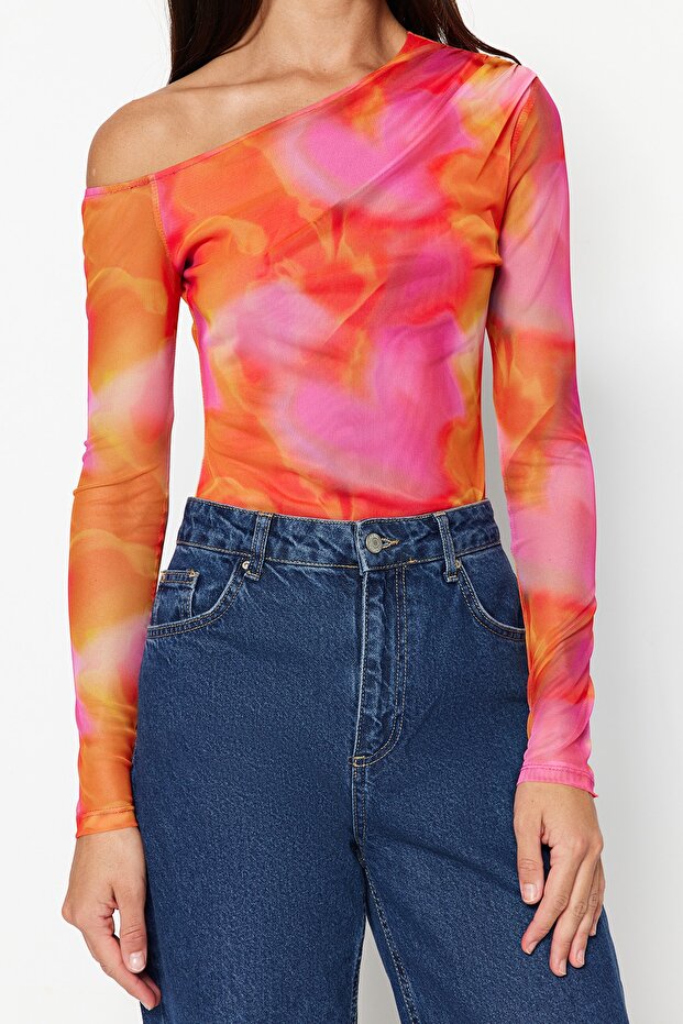 Pembe Desenli Tül Sırtı Transparan Fitted/Vücuda Oturan Esnek Çıtçıtlı Örme Body TWOSS23BD00024 - 5