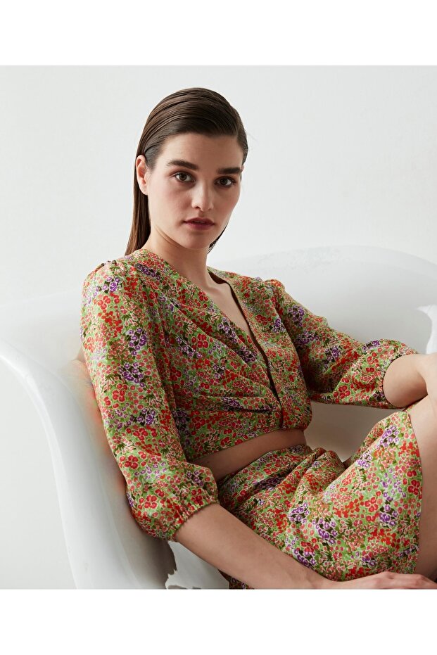 بلوزة نمط زهرة - 2