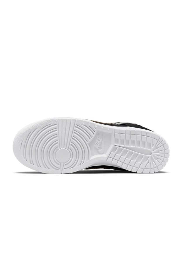 W Dunk Low Se Sneaker - 5