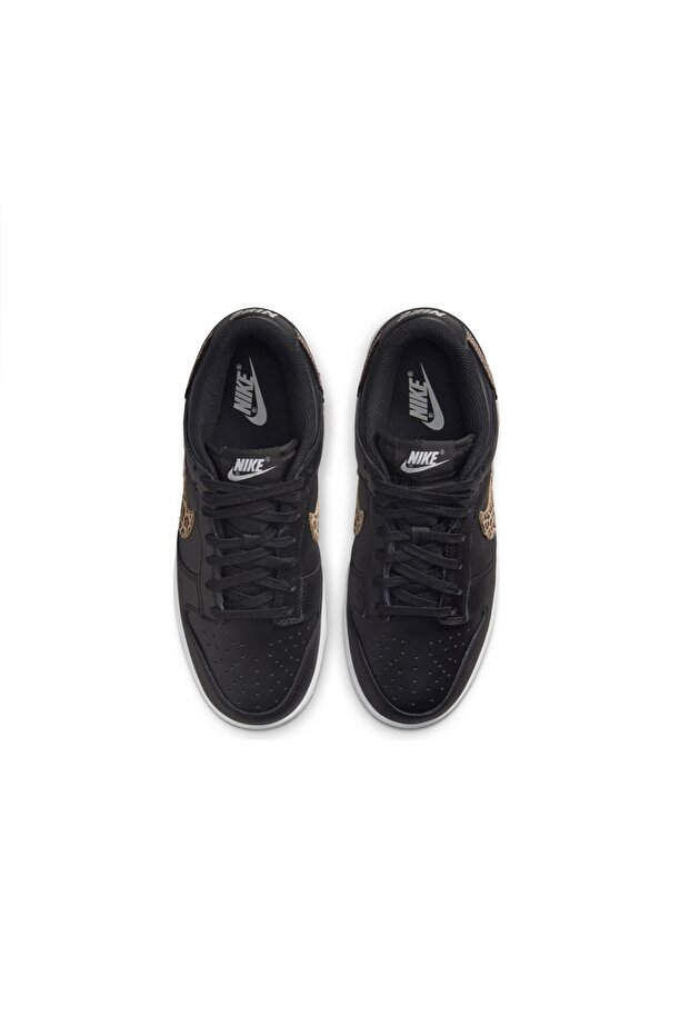 W Dunk Low Se Sneaker - 6