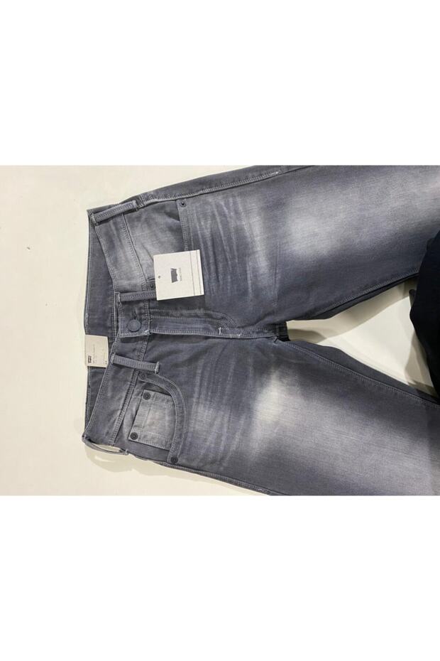 ® 504 Regular Straight Fit