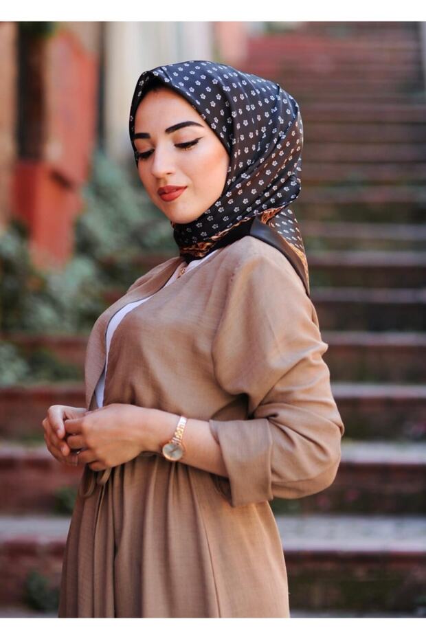 سورة رايون وشاح كلاسيكي أسود