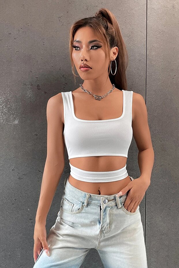 Kadın Beyaz Göbek Dekolteli Crop Top Bluz - 5