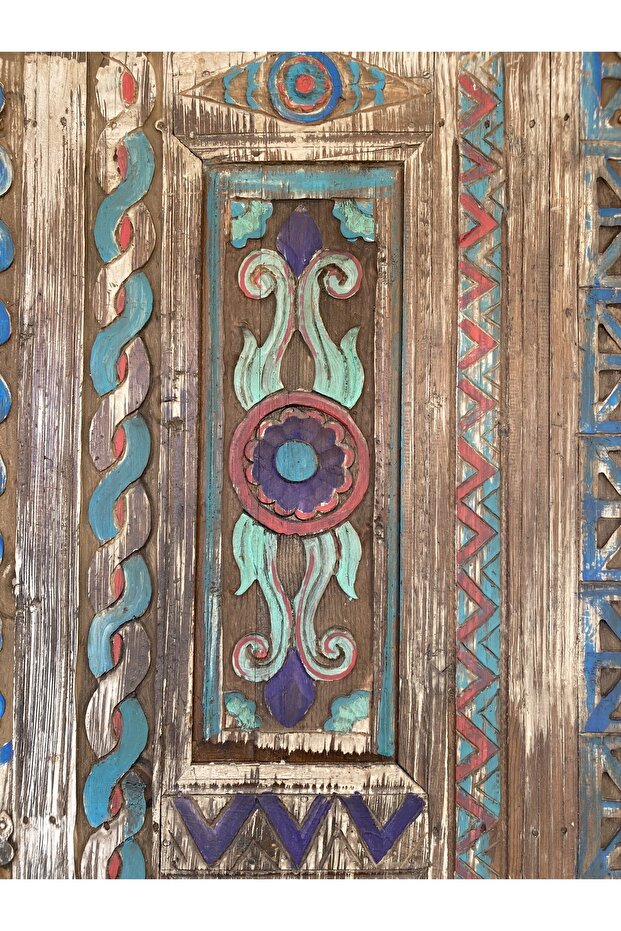 Işlemeli Kapı - 1