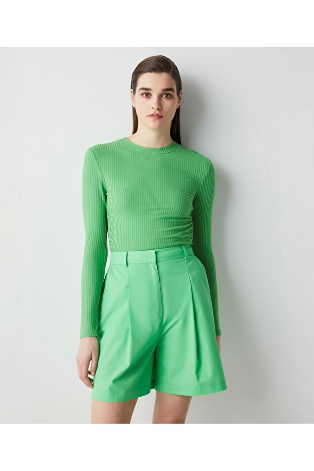 بلوزة منخفضة الظهر - 6