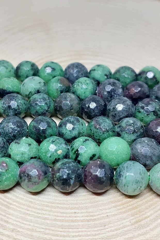Anyolite (rubizoite – Rubyzoisite) Stone Facet Cut Series 8mm